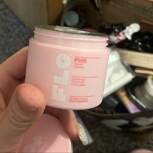 Brand Nee bottle of Flo vitamin PMS